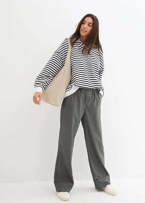 Oversize-Sweatshirt mit V-Ausschnitt und Polokragen, bonprix