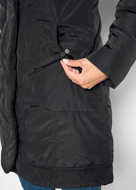 Manteau court légèrement rembourré à capuche, bonprix