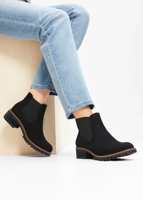 Chelsea-Boots mit Profilsohle, bonprix