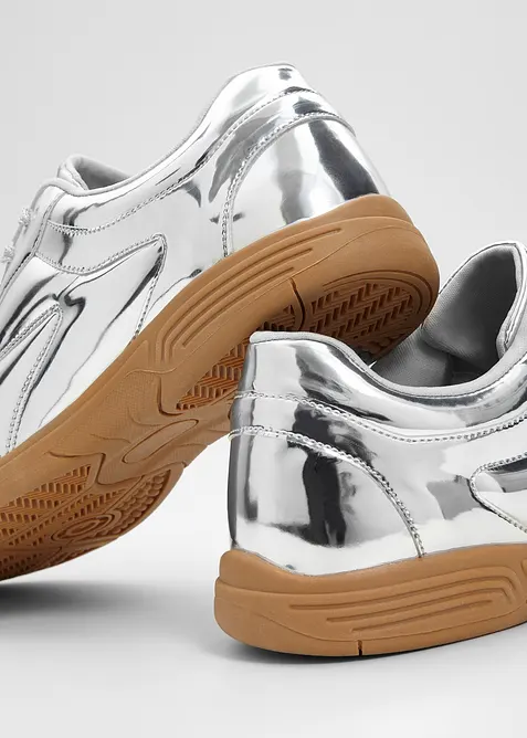 Sneaker im Retrolook, bonprix