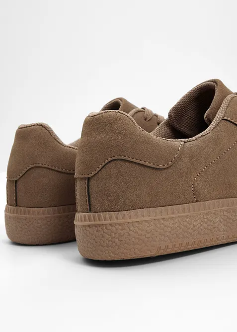 Sneaker im Retrolook, bonprix