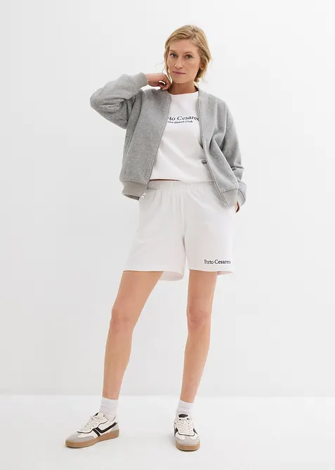 Sweat-Shorts mit Stickerei, bonprix
