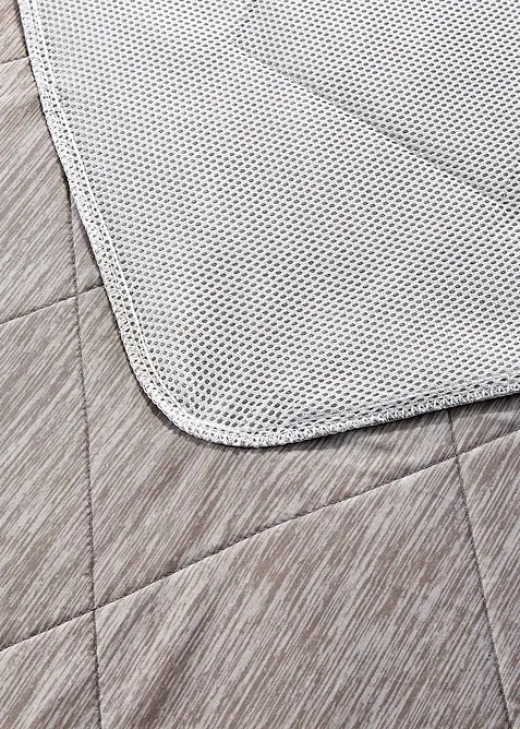 kühlendes Spannbettlaken, bonprix