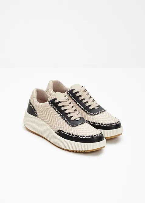 Sneaker mit Pr&auml;gung, bonprix