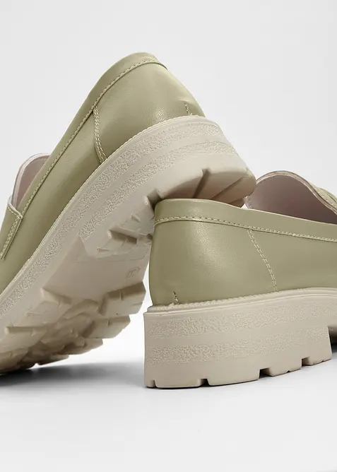 Mocassins &agrave; semelle &eacute;paisse et l&eacute;g&egrave;re, bonprix