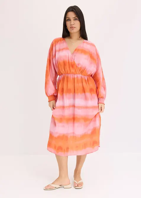 Robe midi en satin avec imprimé batik, bonprix