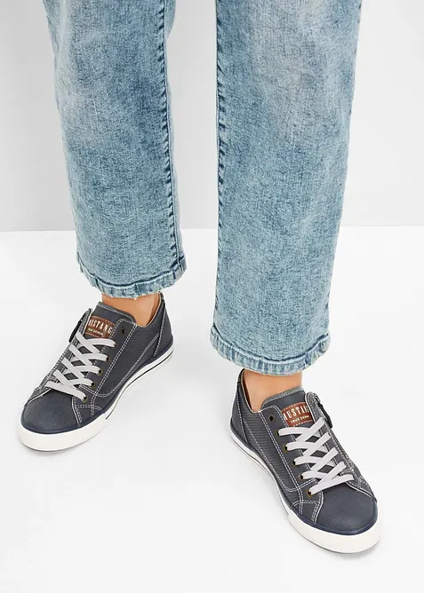 Sneakers Mustang, Mustang