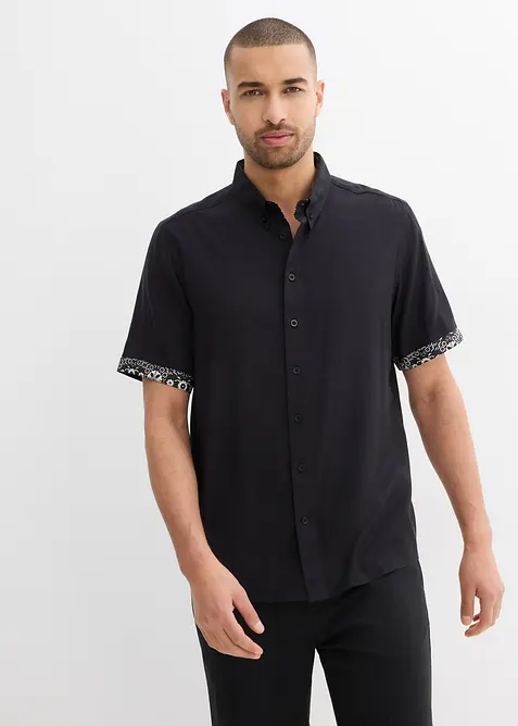 Chemise manches courtes en viscose, slim, bonprix
