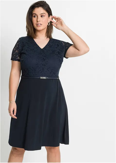 Robe courte avec ceinture et dentelle, bonprix