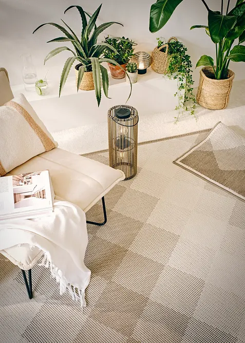 Tapis intérieur et extérieur réversible à motif graphique, bonprix