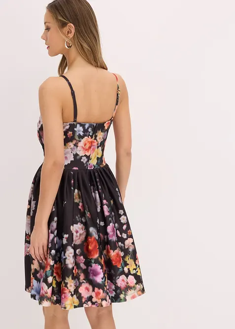 Robe courte à empiècement au crochet, bonprix