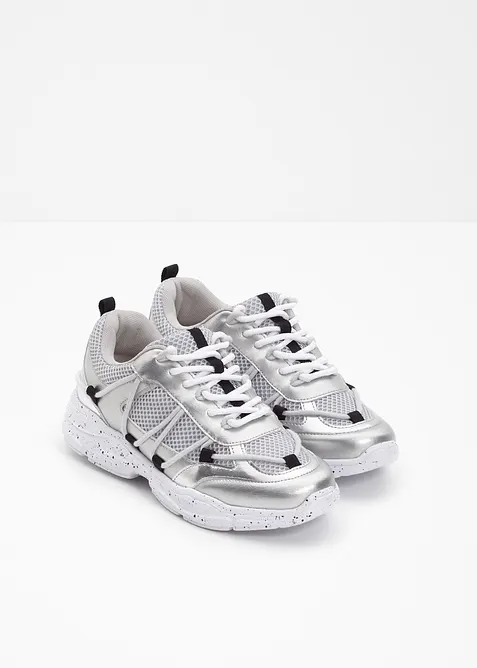Chunky Sneaker mit leichter Sohle, bonprix