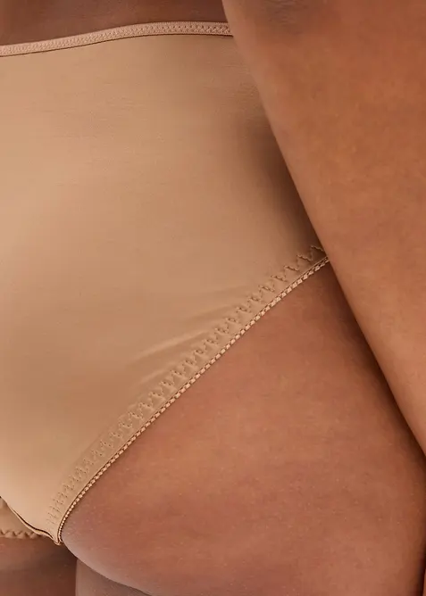 Slip mit Glanzeffekt (2er Pack), bonprix