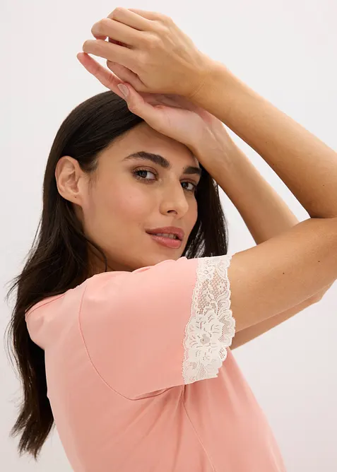 Kurzes Nachthemd mit zarter Spitze, bonprix