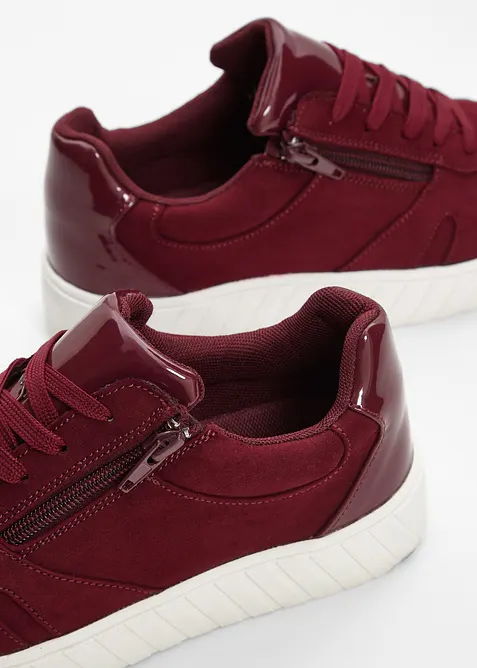 Sneaker mit gepolsterter Innensohle, bonprix