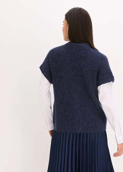 Strick-Weste mit dekorativen Knöpfen und Wollanteil, bonprix