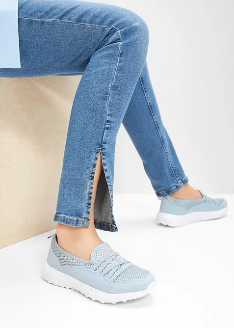 Sneakers confortables à semelle légère, bonprix