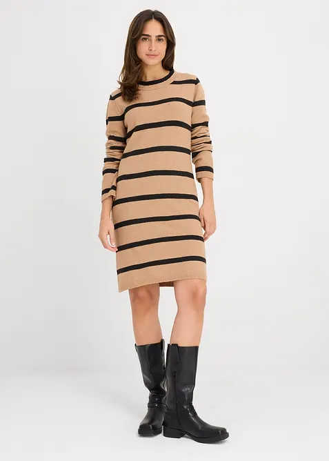 Figurbetontes Strickkleid, bonprix
