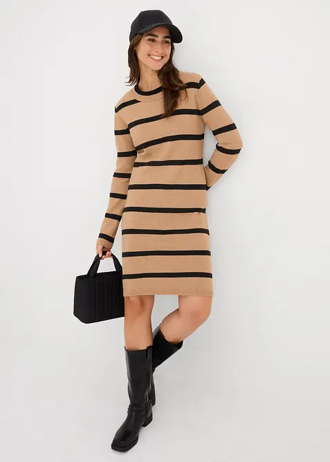 Figurbetontes Strickkleid, bonprix