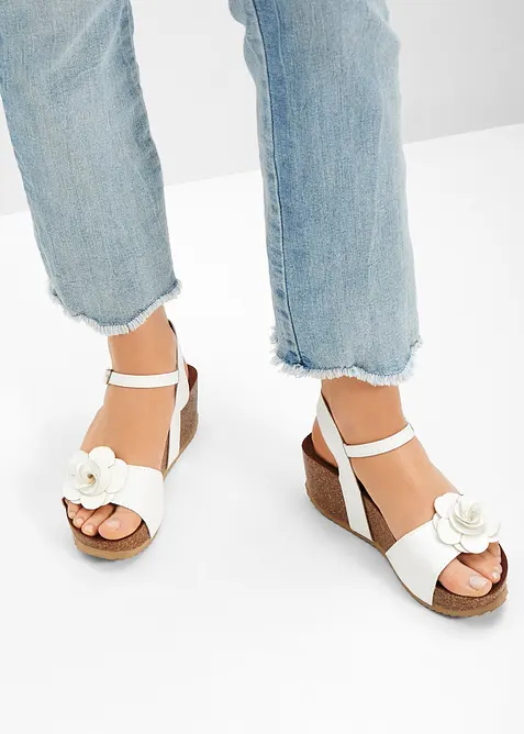 Keilsandaletten mit Blüten, bonprix