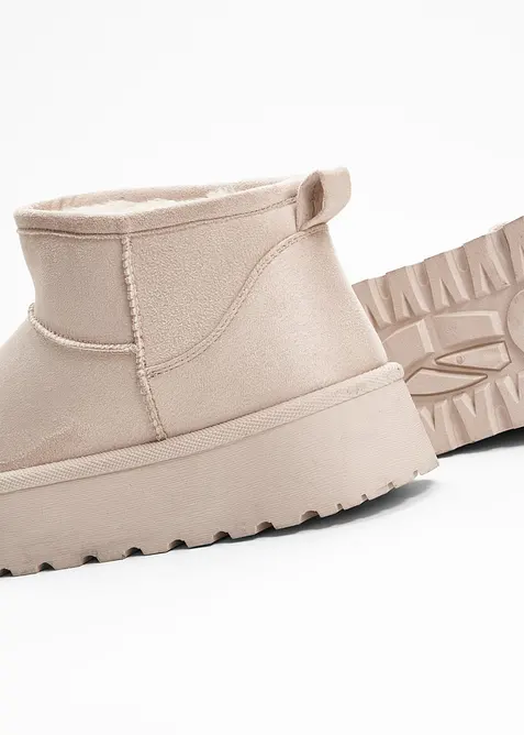 Gefütterte Plateau-Boots, bonprix