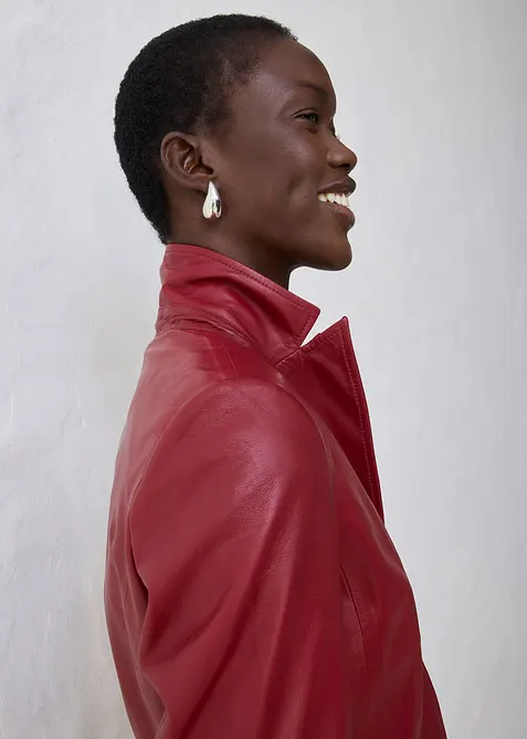 Kurzblazer aus Lammnappa, bonprix