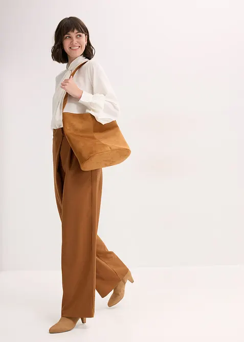 Blouse fluide en satin, bonprix