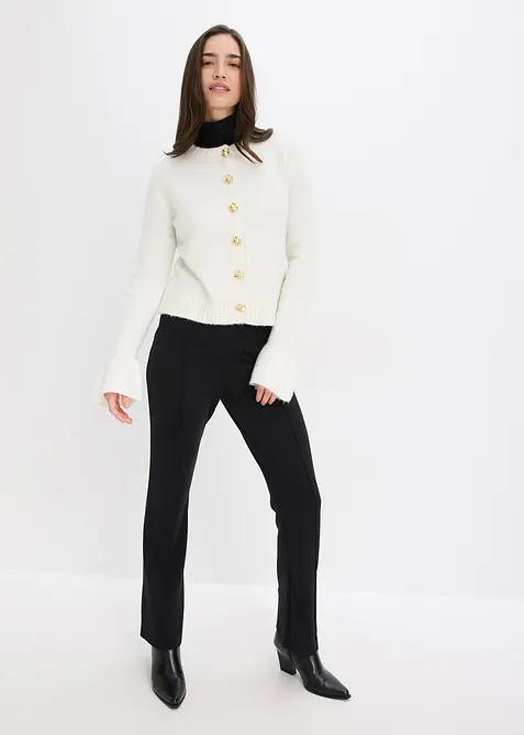 Strickjacke mit dekorativen Knöpfen, bonprix