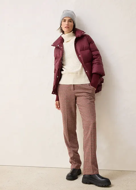 Daunenjacke mit recycelten Daunen​  und Strickärmeln, bonprix