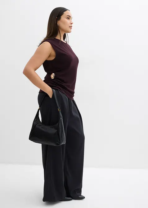 Top mit Zierschnalle aus Crepe, bonprix