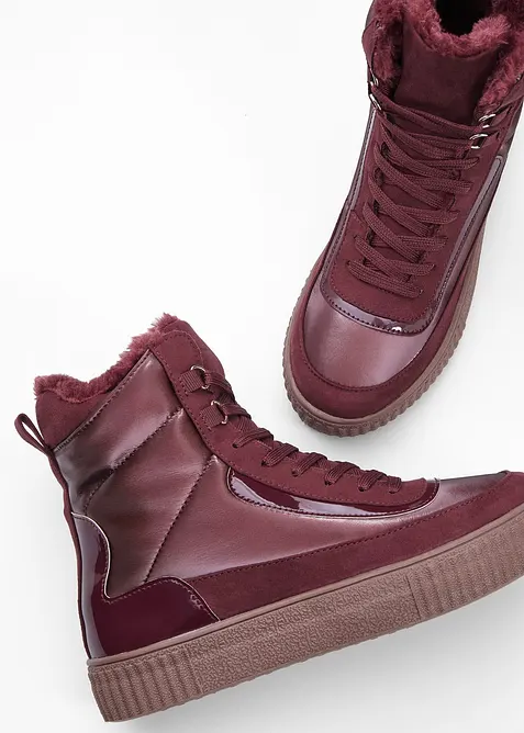 Boots fourrées à lacets, bonprix