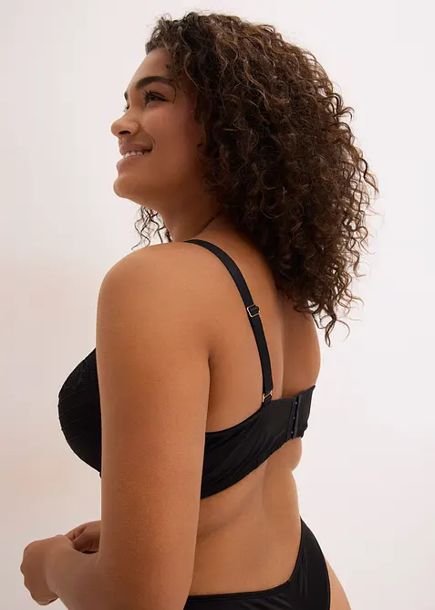 Soutien-gorge &agrave; coques et dentelle, bonprix