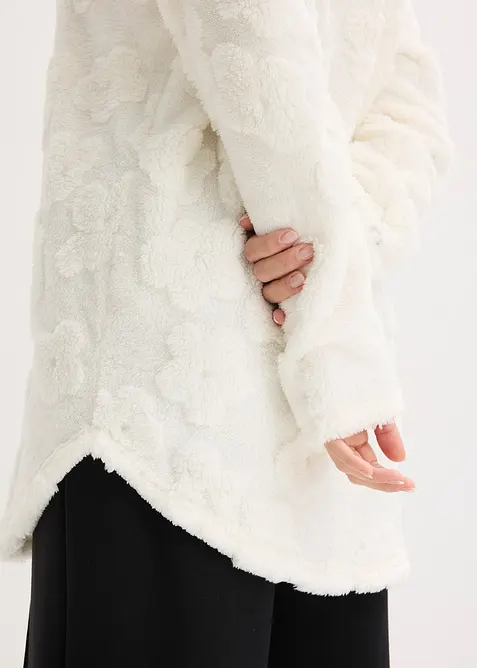 Oversized Longpullover mit Herzchenmuster, bonprix