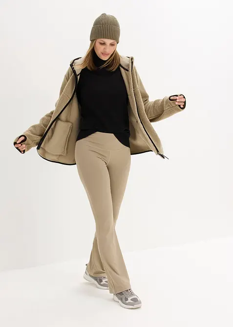 Veste en maille sherpa &agrave; capuche, bonprix