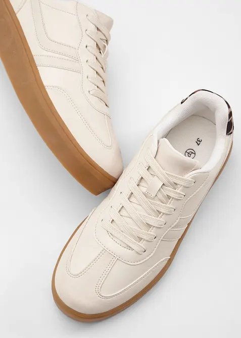 Plateau-Sneaker im Retrolook, bonprix
