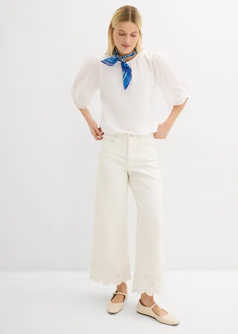 Shirt mit Lochstickerei, bonprix