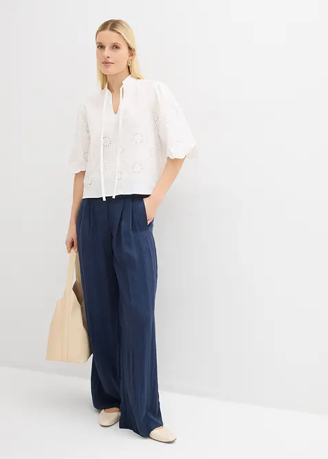 Blouse courte &agrave; broderies anglaises, bonprix