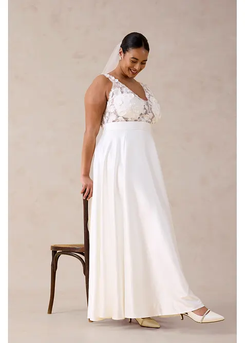 Robe de mari&eacute;e en satin brillant avec application de fleurs, bonprix