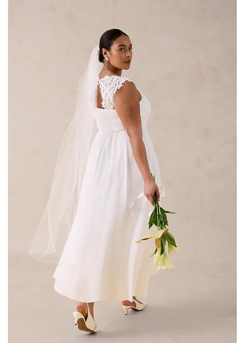 Longue robe de soir&eacute;e avec empi&egrave;cement dentelle, bonprix