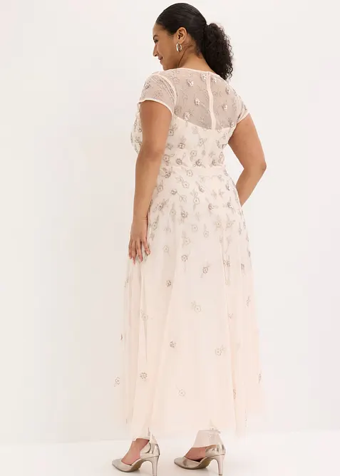 Robe de soir&eacute;e en tulle d&eacute;licat avec sequins brod&eacute;s, bonprix