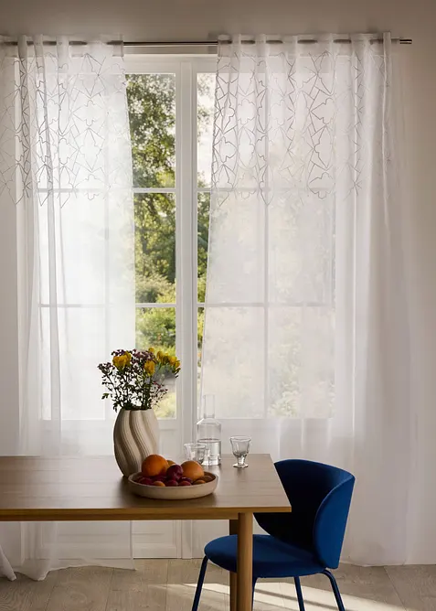 Voilage avec broderies (1 pce), bonprix