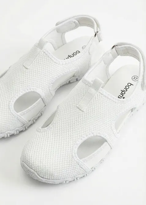 Trekkingsandalen mit Profilsohle, bonprix