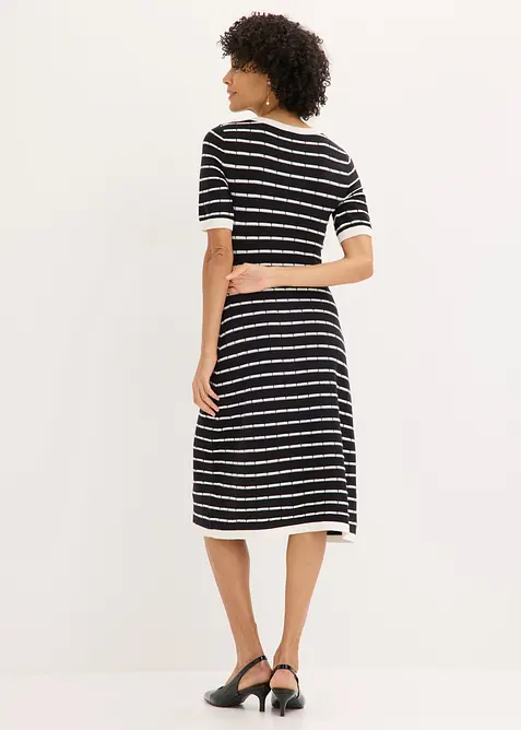 Viskose Strickkleid mit Kn&ouml;pfen, bonprix