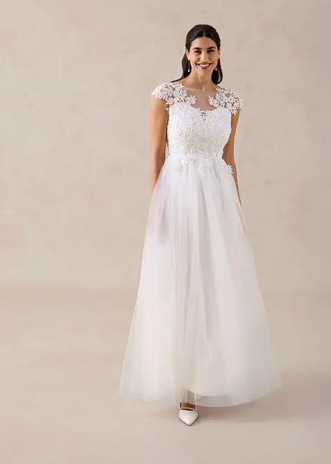 Robe de mari&eacute;e en tulle d&eacute;licat et dentelle, bonprix