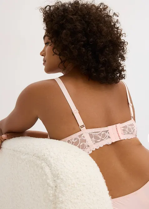 Soutien-gorge &agrave; coques et armatures, bonprix