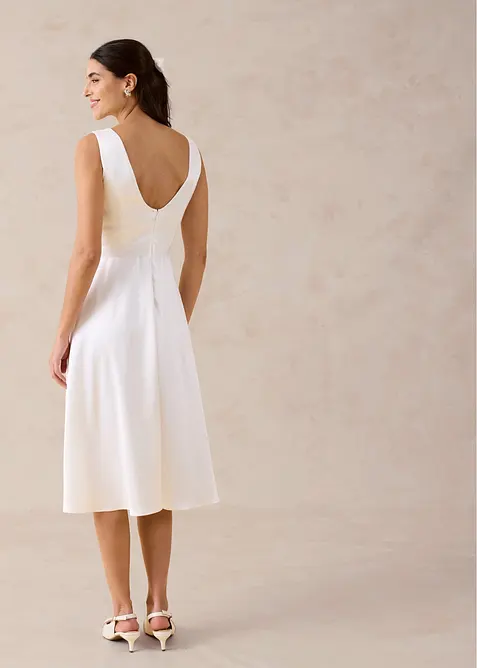 Etuikleid aus gl&auml;nzendem Satin, bonprix