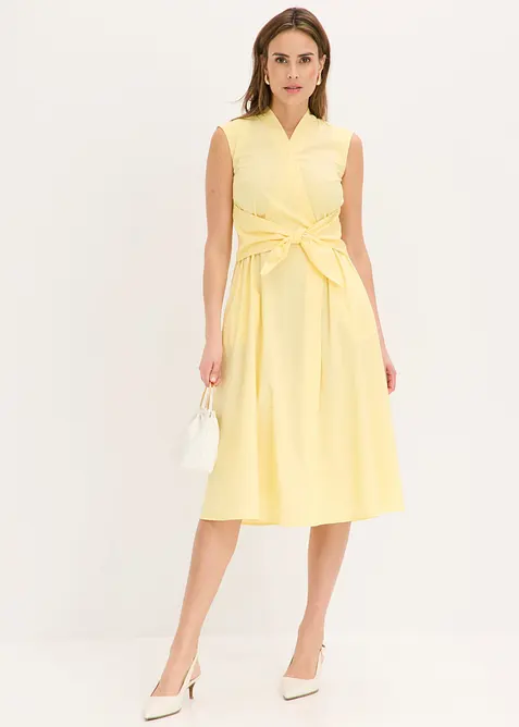 Robe &agrave; d&eacute;tail nou&eacute;, bonprix