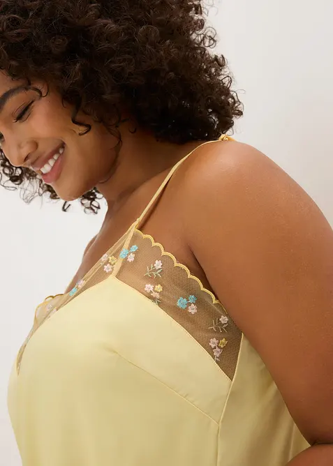 Nuisette en satin avec broderie, bonprix