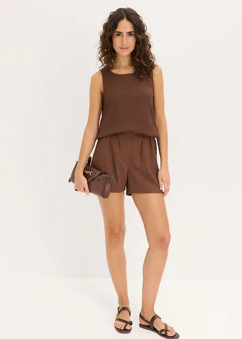 Short chino en cr&ecirc;pe textur&eacute;, bonprix