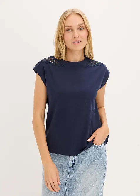 Shirt mit Spitzeneinsatz aus reiner Baumwolle, bonprix
